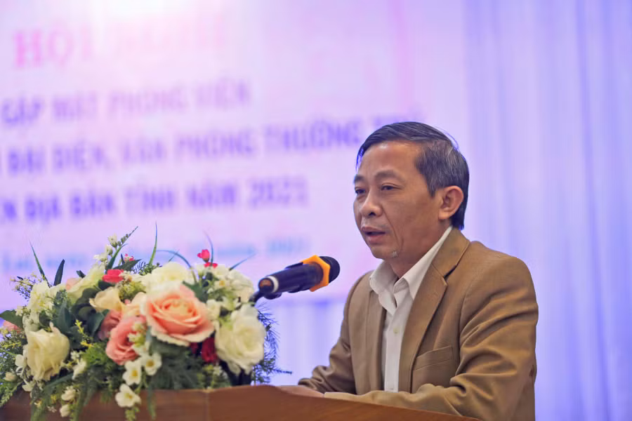 Ông Huỳnh Thế Mạnh-Ủy viên Ban Thường vụ Tỉnh ủy, Trưởng ban Tuyên giáo Tỉnh ủy phát biểu chỉ đạo tại Hội nghị Ảnh: Văn Ngọc