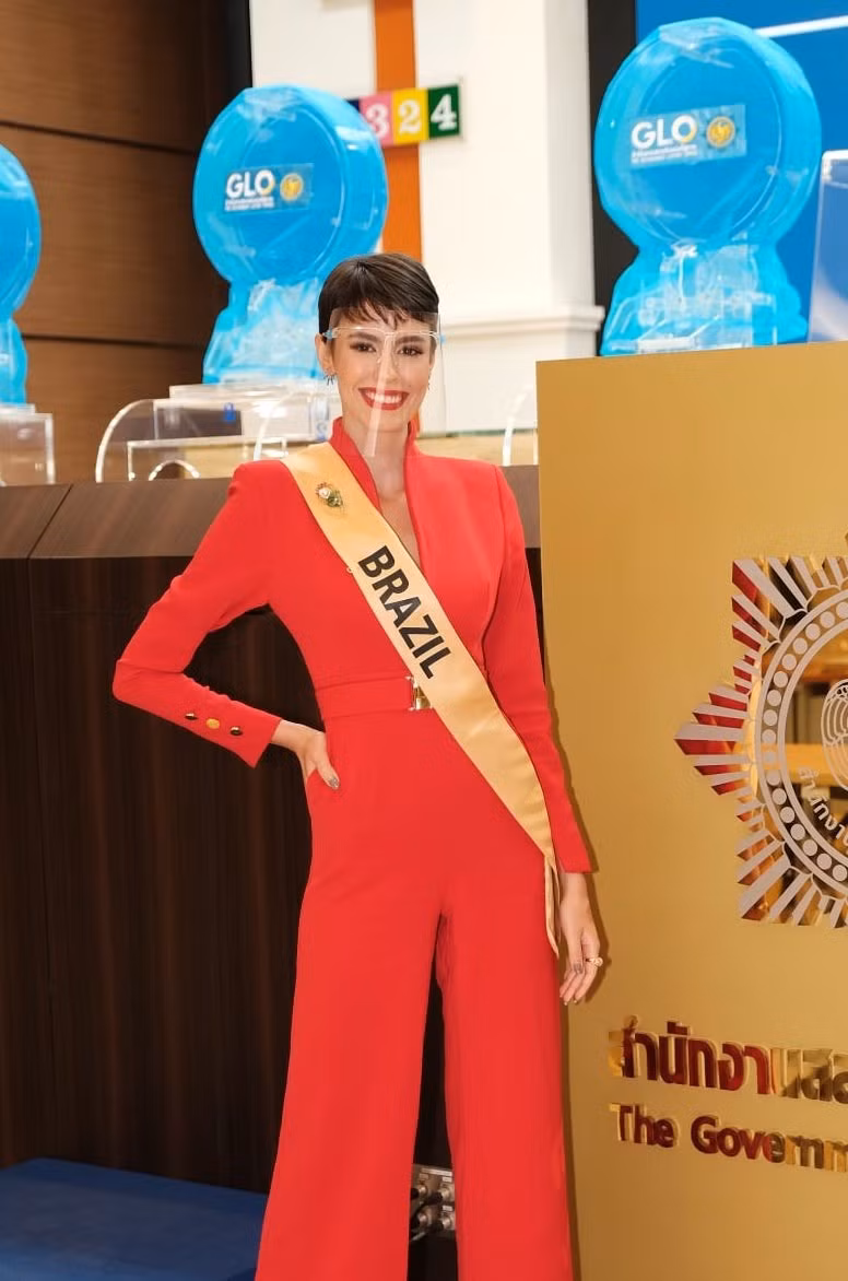 Với một cuộc thi ưa chuộng vẻ đẹp độc đáo, sắc sảo như Miss Grand International 2021, mái tóc tém cá tính của đại diện Brazil cũng gây được ấn tượng mạnh. Ảnh: MGI. 