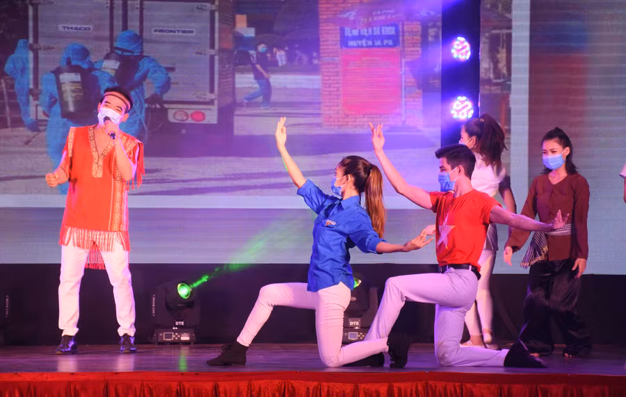 Âm nhạc có tác động vô cùng mạnh mẽ đến nhận thức và cảm xúc của công chúng. Ảnh: Lam Nguyên