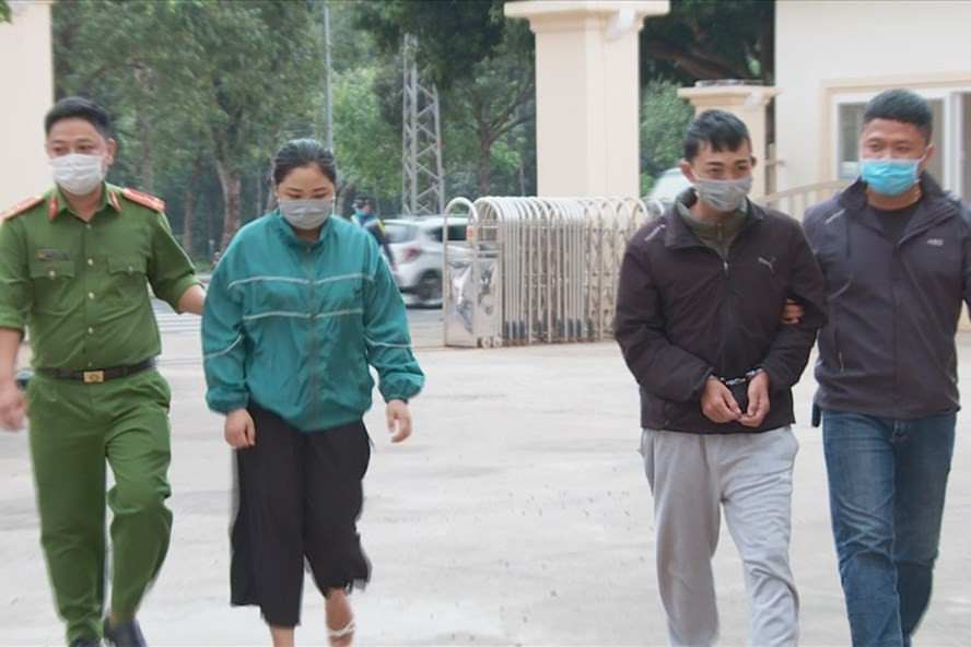 Đôi tình nhân gây ra nhiều vụ trộm cắp bị lực lượng chức năng bắt giữ. Ảnh: T.X Đôi tình nhân gây ra nhiều vụ trộm cắp bị lực lượng chức năng bắt giữ. Ảnh: T.X