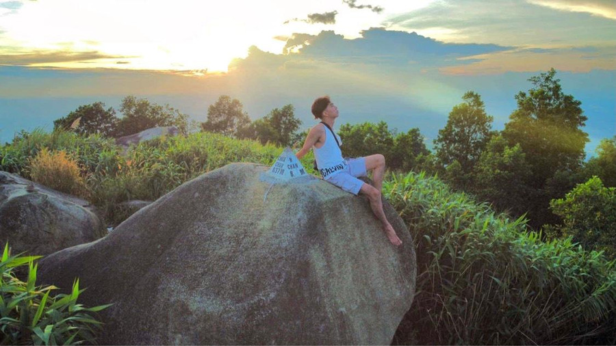 Ngô Phương Tâm trong một chuyến cắm trại. Ảnh: NVCC