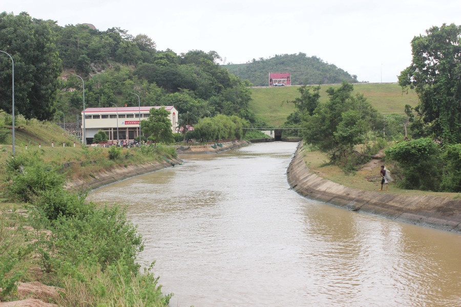 Kênh chính công trình thủy lợi Ayun Hạ. Ảnh: Nguyễn Hồng