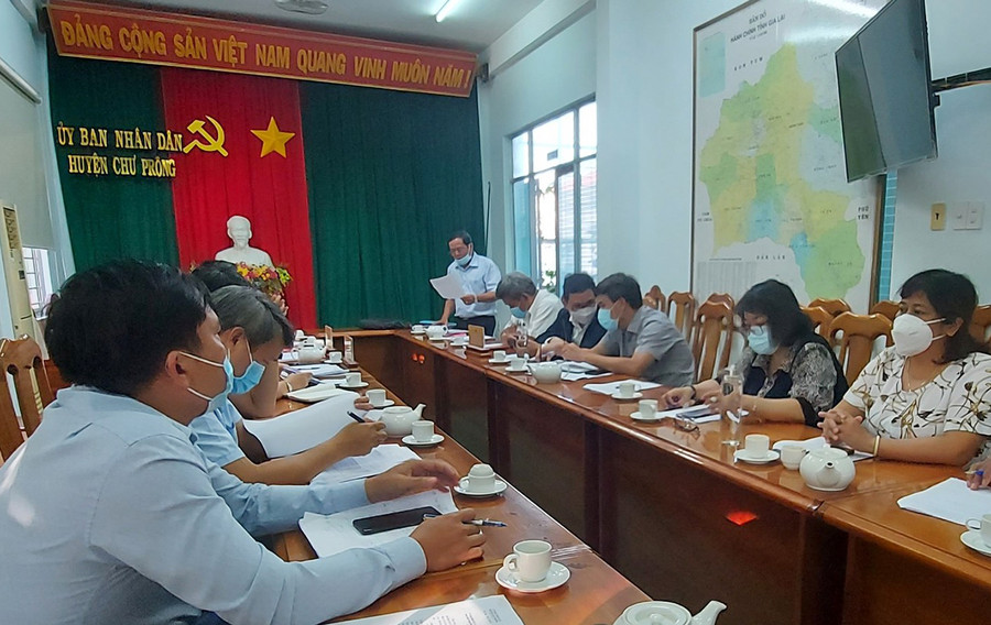  Quang cảnh buổi làm việc. Ảnh: Nguyễn Tú