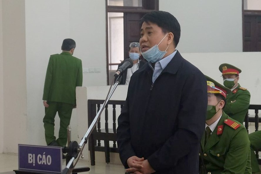 Cựu Chủ tịch UBND TP.Hà Nội Nguyễn Đức Chung tại phiên toà sơ thẩm. Ảnh: C.H