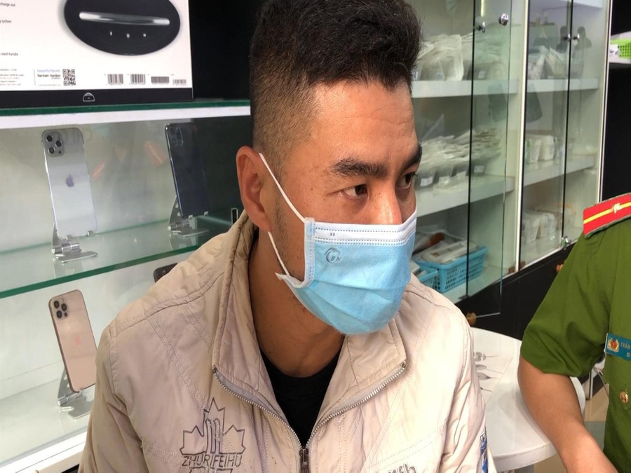 Nghi phạm Tuấn. Ảnh: Công an H.Bình Sơn  Nghi phạm Tuấn. Ảnh: Công an H.Bình Sơn