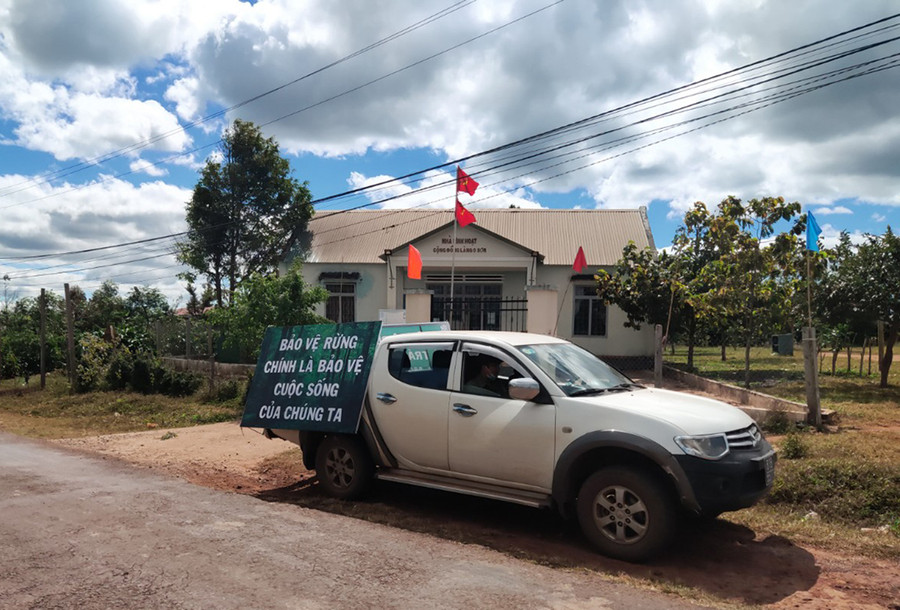 Ban Quản lý rừng phòng hộ Bắc Biển Hồ tổ chức tuyên truyền lưu động về công tác PCCCR trong mùa khô 2021-2022. Ảnh: Nguyễn Diệp Ban Quản lý rừng phòng hộ Bắc Biển Hồ tuyên truyền lưu động công tác PCCCR trong mùa khô 2021-2022. Ảnh: Nguyễn Diệp