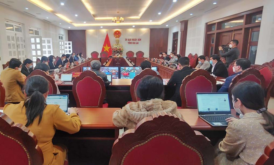 Các đại biểu tại Gia Lai tham dự Hội nghị trực tuyến toàn quốc triển khai công tác tư pháp năm 2022. Ảnh: R'Ô HOK