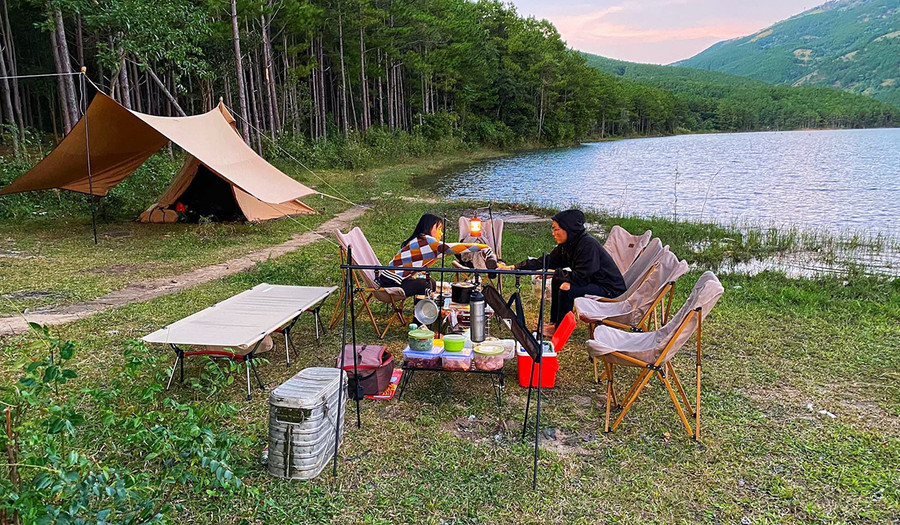 Du khách TP. Hồ Chí Minh trải nghiệm du lịch xanh Gia Lai. Ảnh: Vũ Đức Thu Ân