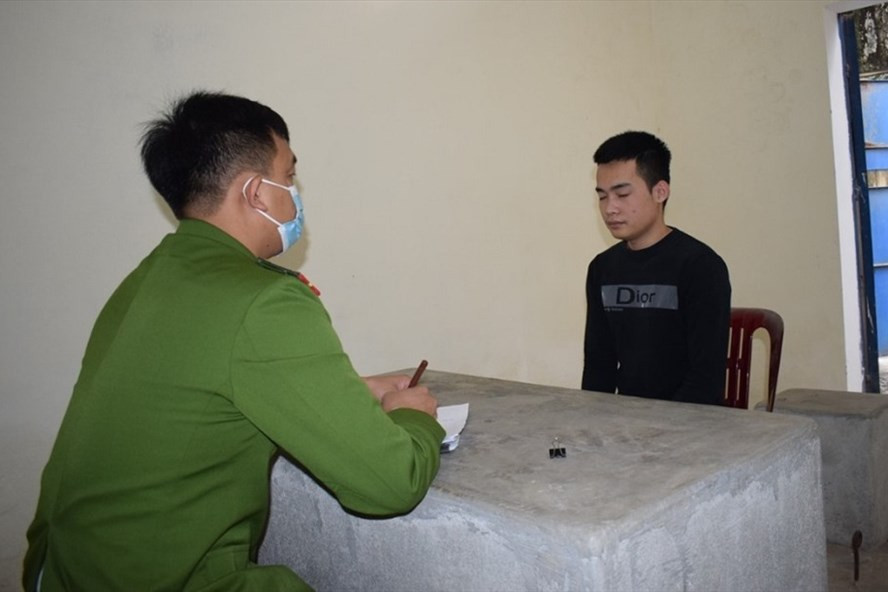 Đối tượng Phan Văn Tài tại cơ quan Công an. Ảnh: Văn Hậu Đối tượng Phan Văn Tài tại cơ quan Công an. Ảnh: Văn Hậu