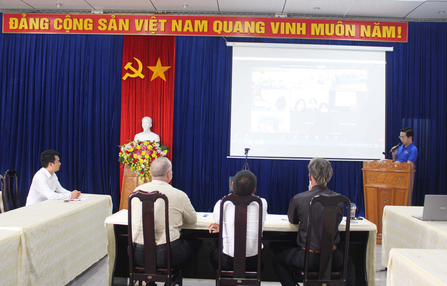 Toàn cảnh Hội thi _Olympic Tiếng Anh_ trong học sinh, sinh viên năm học 2021-2022. Ảnh: Phan Lài