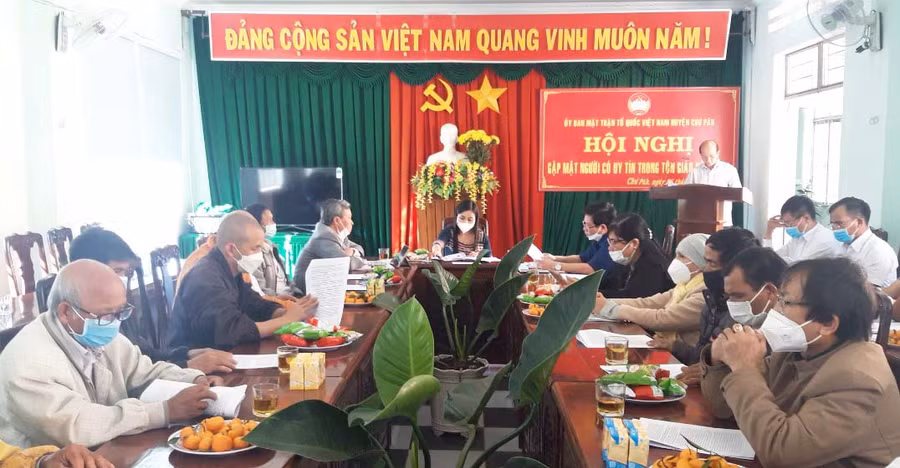 Quang cảnh buổi gặp mặt. Ảnh: Lương Minh