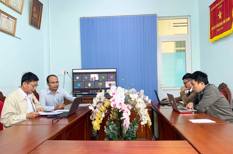 Quang cảnh lớp tập huấn nghiệp vụ công tác Đoàn và phong trào thanh niên năm 2021 tại điểm cầu Đoàn khối các Cơ quan và Doanh nghiệp tỉnh. Ảnh: Phan Lài