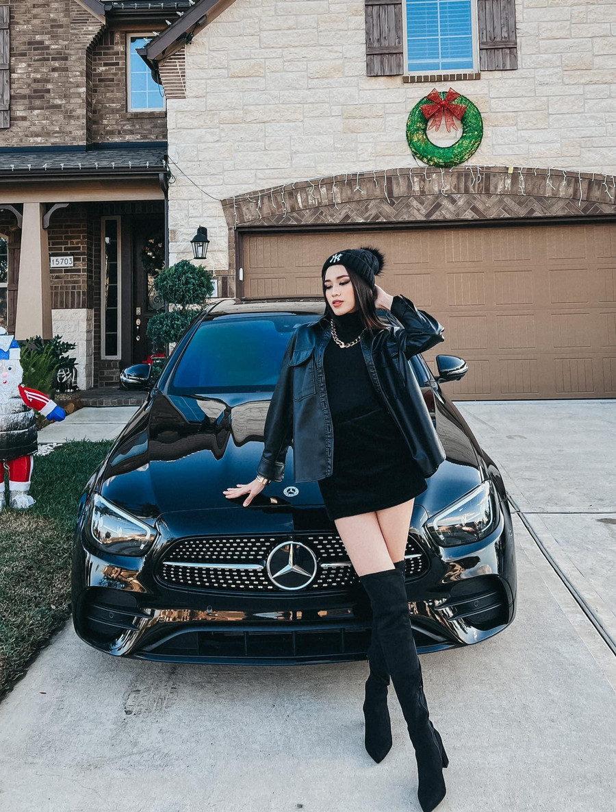 Nhiều khán giả lo lắng cho sức khỏe của chân dài quê Thanh Hóa. Ảnh: FBNV