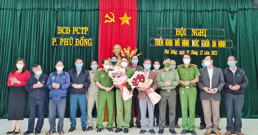  Ra mắt mô hình móc khóa an ninh tại phường Phù Đổng (TP. Pleiku). Ảnh: Bá Bính