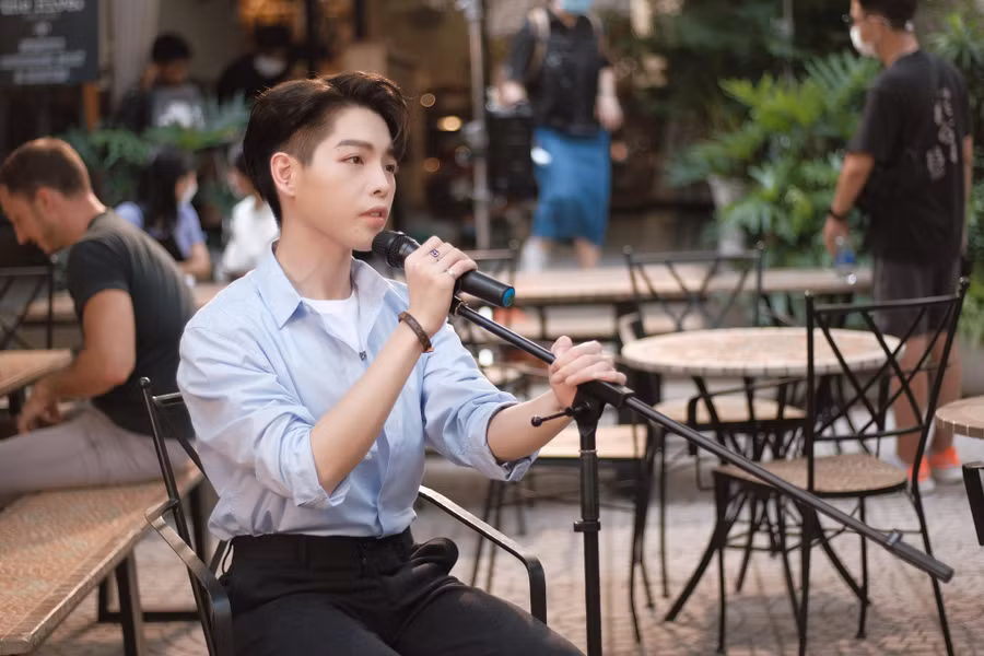 Đức Phúc gây chú ý khi cover nhạc hit một thời. Ảnh: BTC