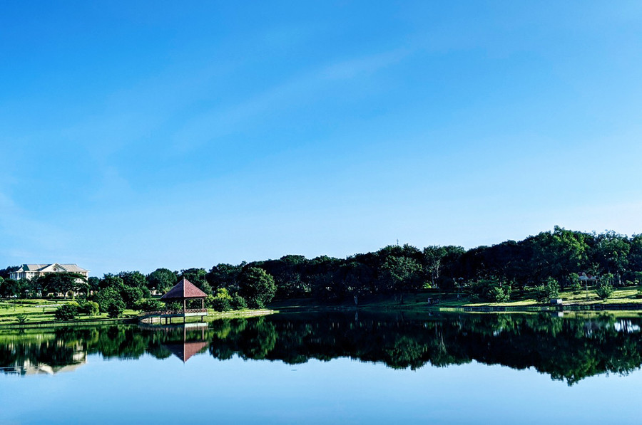 Một góc trung tâm huyện Đak Pơ. Ảnh: Nguyễn Hiền Một góc trung tâm huyện Đak Pơ có cảnh đẹp hút hồn. Ảnh: Nguyễn Hiền