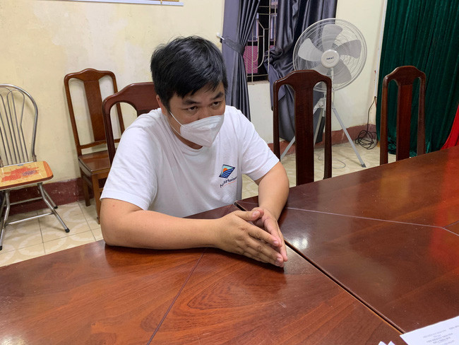 Đối tượng Trường tại cơ quan công an. Ảnh: CACC