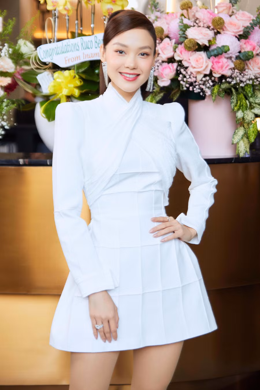 Dù đã bước qua ngưỡng 30 từ lâu nhưng ca sĩ, diễn viên Minh Hằng vẫn là một thần tượng nhan sắc khó ai có thể vượt qua.