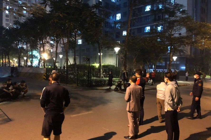 Một bé trai tử vong vì rơi từ cao chung cư Goldmark City (số 136 Hồ Tùng Mậu, Bắc Từ Liêm). Ảnh: PV Một bé trai tử vong vì rơi từ cao chung cư Goldmark City (số 136 Hồ Tùng Mậu, Bắc Từ Liêm). Ảnh: PV