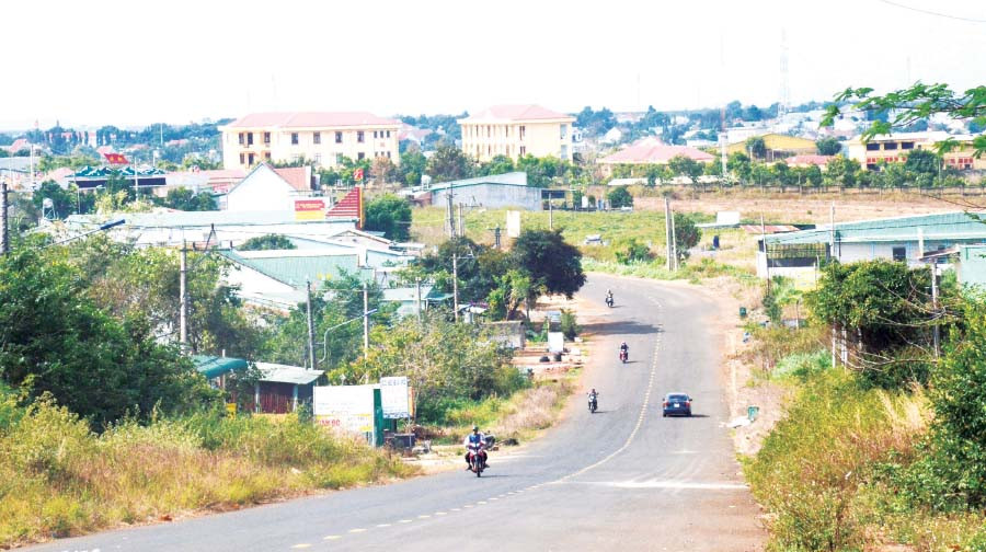 Một góc thị trấn Chư Prông. Ảnh: Vĩnh Hoàng