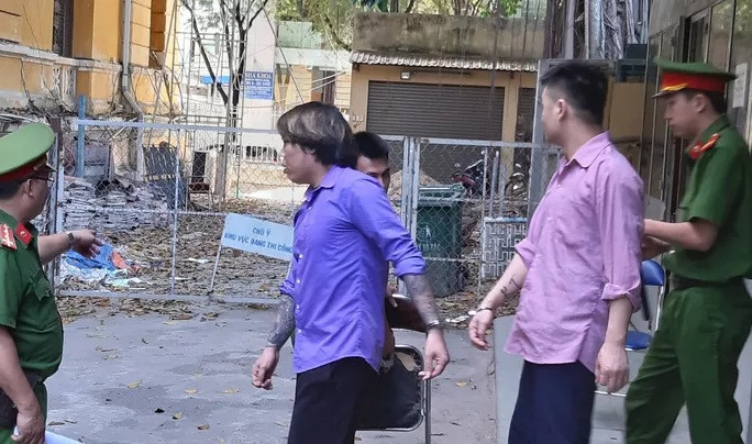 TAND TP HCM xét xử hai đối tượng (ảnh) có hành vi cho vay lãi nặng