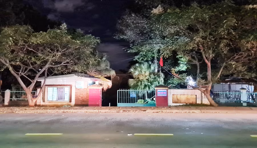  Trưng dụng Ký túc xá Trường Cao đẳng Sư phạm Gia Lai, địa chỉ số 121 đường Lê Thánh Tôn (phường Ia Kring, TP. Pleiku để phục vụ cho hoạt động của Bệnh viện dã chiến điều trị Covid-19 số 3 tỉnh. Ảnh: Bá Bính 