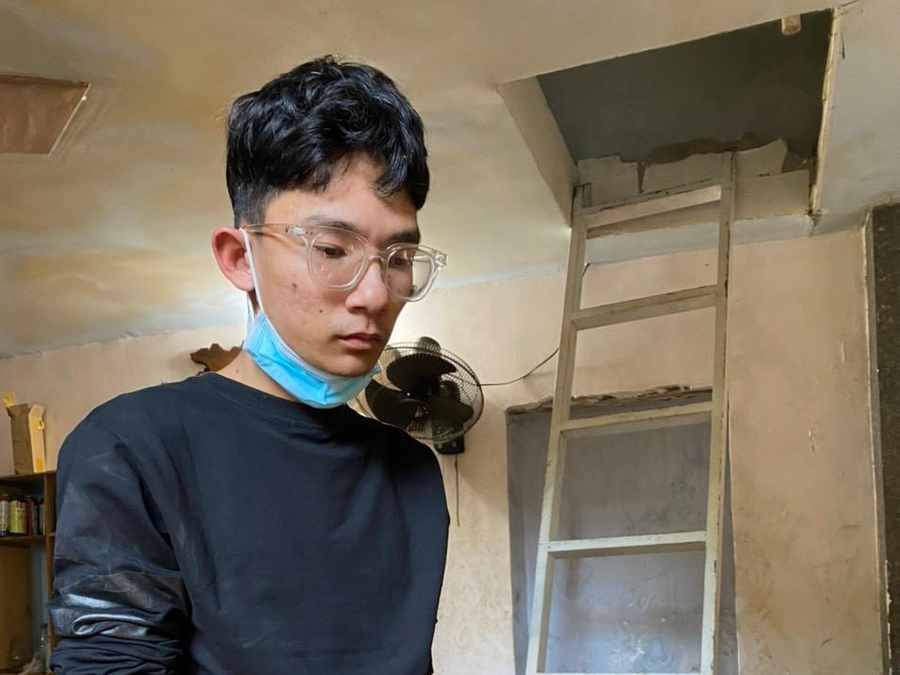 Ngay sau khi gây án, Nguyễn Xuân Thiện đã đến cơ quan công an trình diện. Ảnh: Công an Đăk Tô