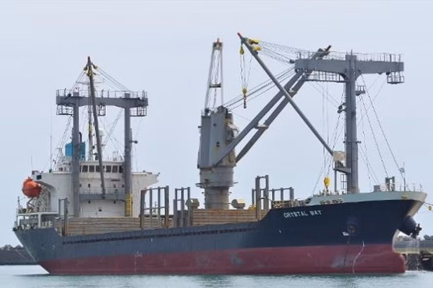 Tàu Huoei Crystal chở theo 18 thuyền viên Việt Nam bị chìm tại vùng biển giáp ranh Nhật Bản, Hàn Quốc và Triều Tiên. Ảnh: Vesseltracker.com