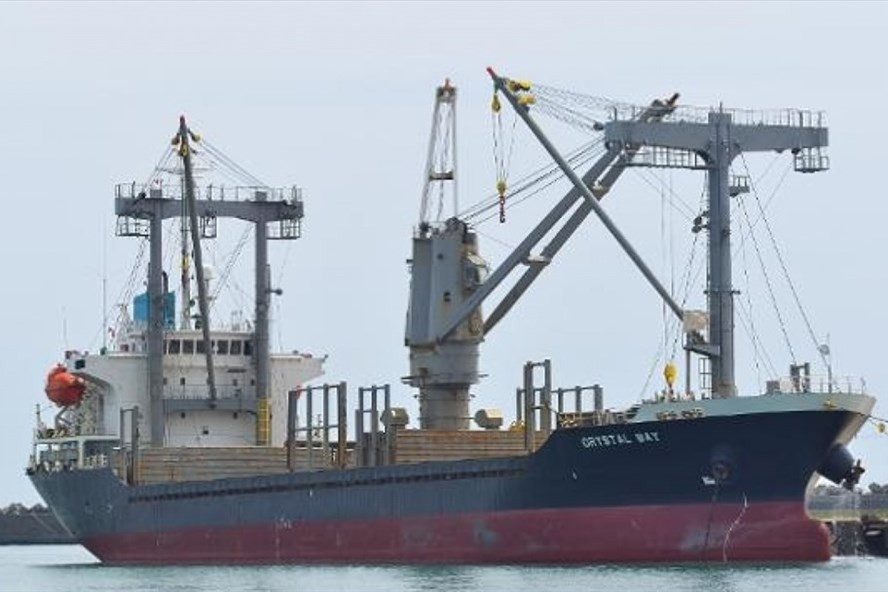 Tàu Huoei Crystal chở theo 18 thuyền viên Việt Nam bị chìm tại vùng biển giáp ranh Nhật Bản, Hàn Quốc và Triều Tiên. Ảnh: Vesseltracker.com Tàu Huoei Crystal chở theo 18 thuyền viên Việt Nam bị chìm tại vùng biển giáp ranh Nhật Bản, Hàn Quốc và Triều Tiên. Ảnh: Vesseltracker.com