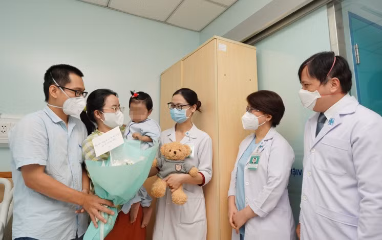 Ngày 21.12, bé T. đã được xuất viện. Ảnh: BVCC.