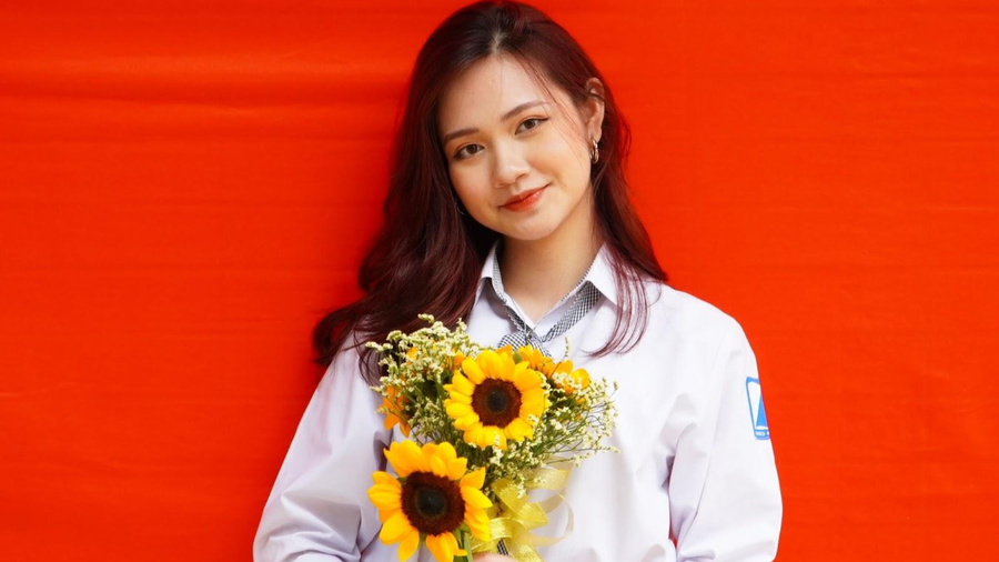 Nữ sinh 18 tuổi tài sắc vẹn toàn. Ảnh: NVCC