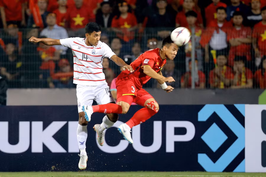 Ngọc Hải ở trận Việt Nam thắng Campuchia 3-0 tại AFF Cup 2018. Ảnh: Minh Tú