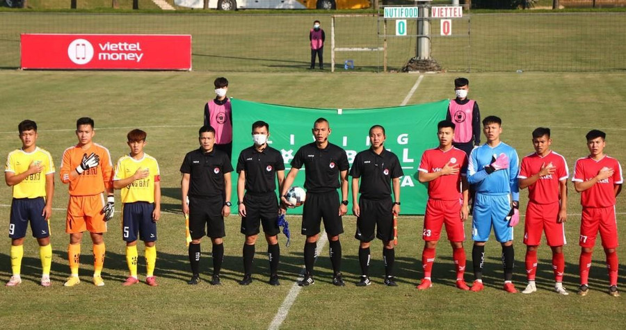 2 đội Viettel và Học viện Nutifood trước trận - Ảnh: BTC 2 đội Viettel và Học viện Nutifood trước trận - Ảnh: BTC