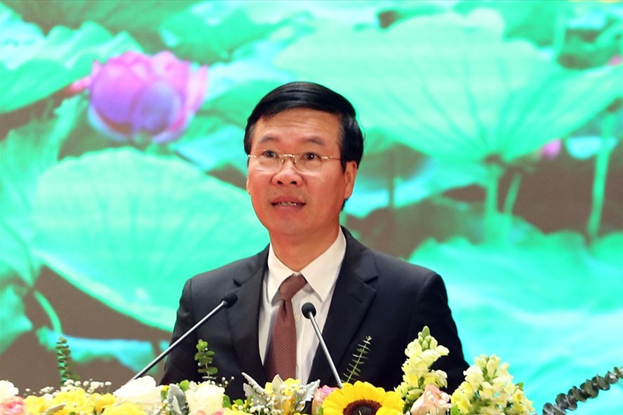 Uỷ viên Bộ Chính trị, Thường trực Ban Bí thư Võ Văn Thưởng vừa ký ban hành Chỉ thị của Ban Bí thư về việc tổ chức Tết Nhâm Dần năm 2022. Ảnh T.Vương Uỷ viên Bộ Chính trị, Thường trực Ban Bí thư Võ Văn Thưởng vừa ký ban hành Chỉ thị của Ban Bí thư về việc tổ chức Tết Nhâm Dần năm 2022. Ảnh T.Vương