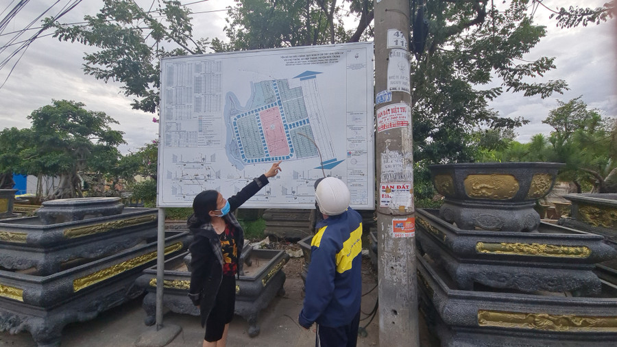 Sau khi Công ty CP Bình Điền Lâm Đồng trả lại hơn 5.000m2 đất cho huyện Đức Trọng thì huyện đã yêu cầu người dân mua lại diện tích đất trên với giá cao hơn thị trường mà không bố trí tái định cư. Ảnh: Văn Long