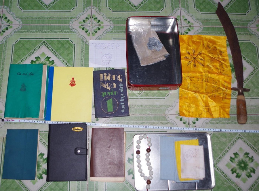 Tang vật phục vụ cho việc chữa bệnh 