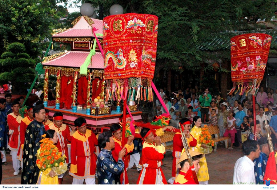 Du lịch Phú Quốc: Lễ hội Dinh Bà Ông Lang. Ảnh: phuquoctravel