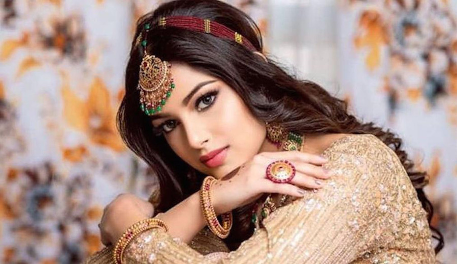 Nhan sắc cuốn hút của đại diện Ấn Độ. Ảnh: TL Nhan sắc cuốn hút của đại diện Ấn Độ. Ảnh: TL