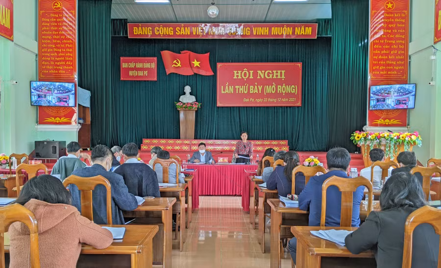 Quang cảnh hội nghị. Ảnh: Nguyễn Hiền