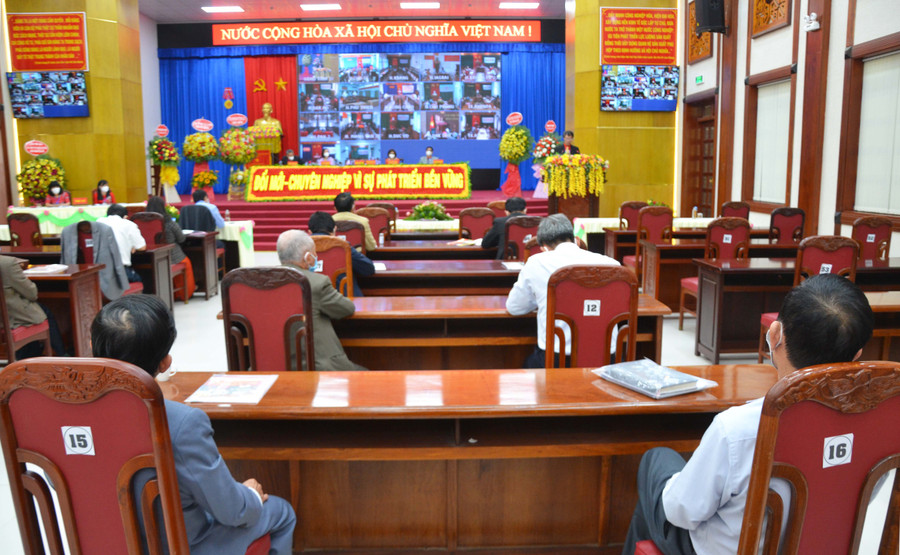 Quang cảnh Đại hội đại biểu Hội Chữ thập tỉnh khóa VII (nhiệm kỳ 2021-2026). Ảnh: Hoàng Cư Quang cảnh Đại hội Đại biểu Hội Chữ thập tỉnh: khóa VII, nhiệm kỳ 2021-2026. Ảnh: Hoàng Cư