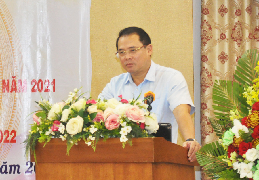 Phó Chủ tịch UBND tỉnh Hồ Phước Thành phát biểu tại hội nghị. Ảnh: R'Ô HOK Phó Chủ tịch UBND tỉnh Hồ Phước Thành phát biểu chủ trì hội nghị. Ảnh: R'Ô HOK