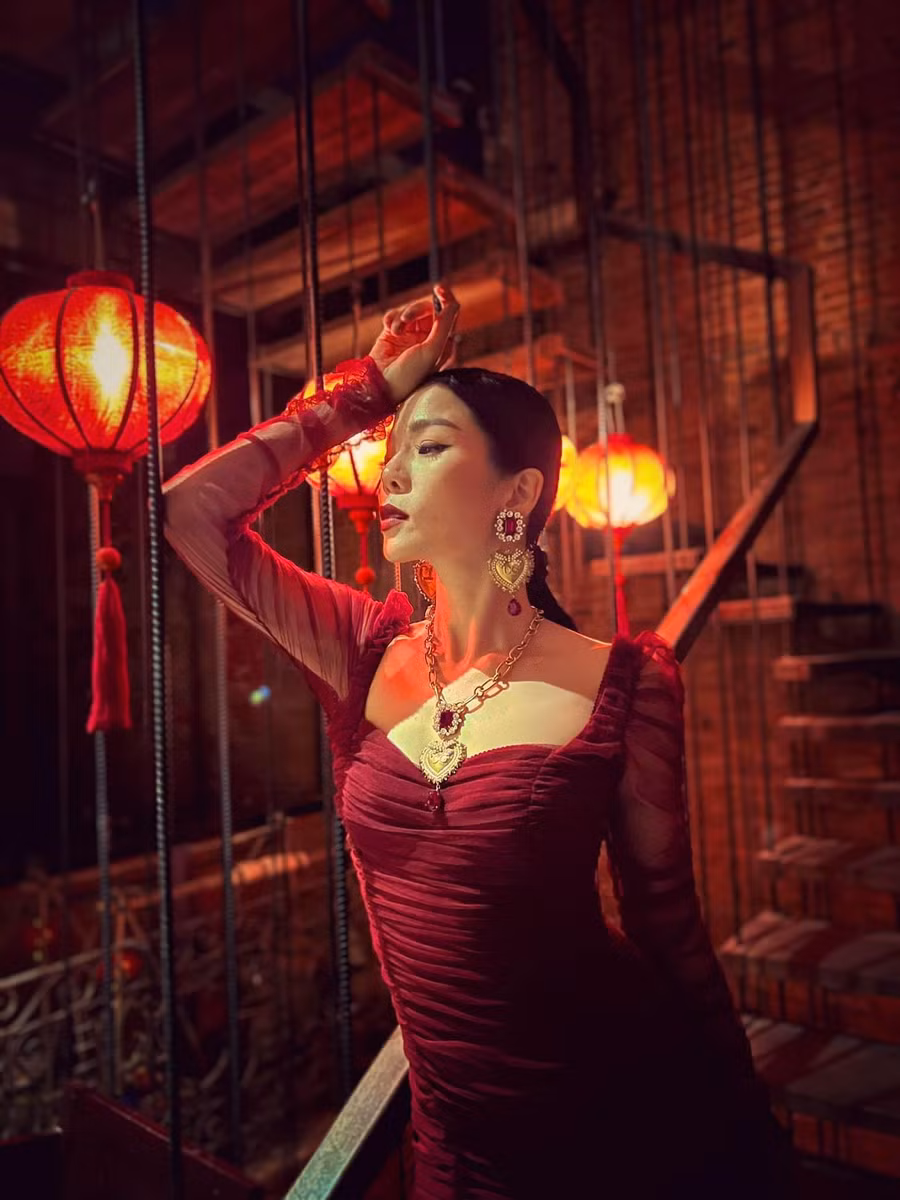 Để đáp lại tình cảm của mọi người dành cho mình, nữ ca sĩ Lệ Quyên cũng tiết lộ về dự án sắp tới của bản thân. 