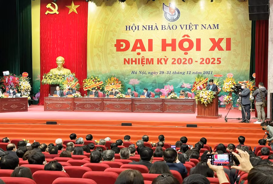 Quang cảnh đại hội sáng 31-12