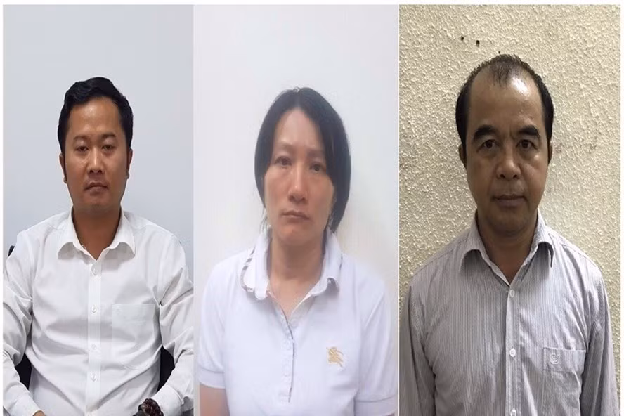 Từ trái qua: Cựu Hiệu trưởng Đại học Đông Đô Dương Văn Hoà, Phạm Vân Thuỳ - cựu cán bộ và Trần Ngọc Quang - cựu Phó trưởng phòng đào tạo. Ảnh: Bộ Công an