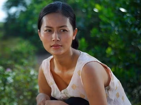 Đỗ Hải Yến với vai Sương ở “Cánh đồng bất tận“. Ảnh: ĐPCC