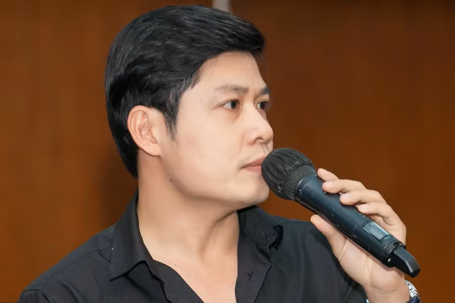 Trái ngược với Quách Ngọc Ngoan, nhạc sĩ Nguyễn Văn Chung lại rất hào hứng với gameshow này. Anh tiết lộ bản thân đã nhận lời mời ngay và không suy nghĩ quá nhiều. Song song đó, nam nhạc sĩ mong muốn bộ môn này sẽ giúp anh cải thiện sức khỏe và giảm thiểu áp lực trong cuộc sống. Ảnh: BTC