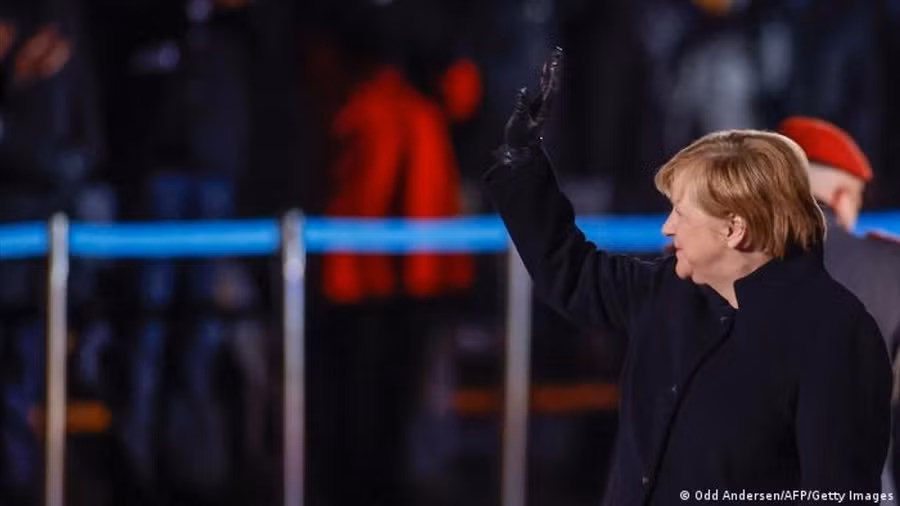 Đức tổ chức đại quân lễ trang trọng nhất chia tay bà Angela Merkel hôm 2.12.2021. Ảnh: AFP