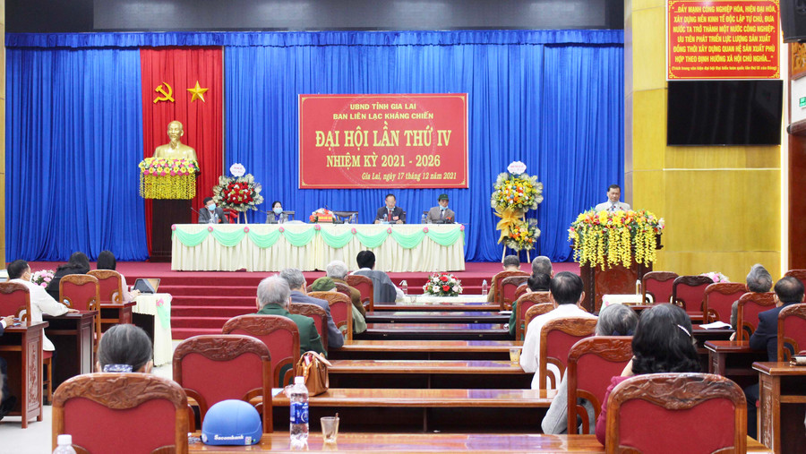 Toàn cảnh Đại hội Ban Liên lạc kháng chiến tỉnh Gia Lai lần thứ IV. Ảnh: Phan Lài