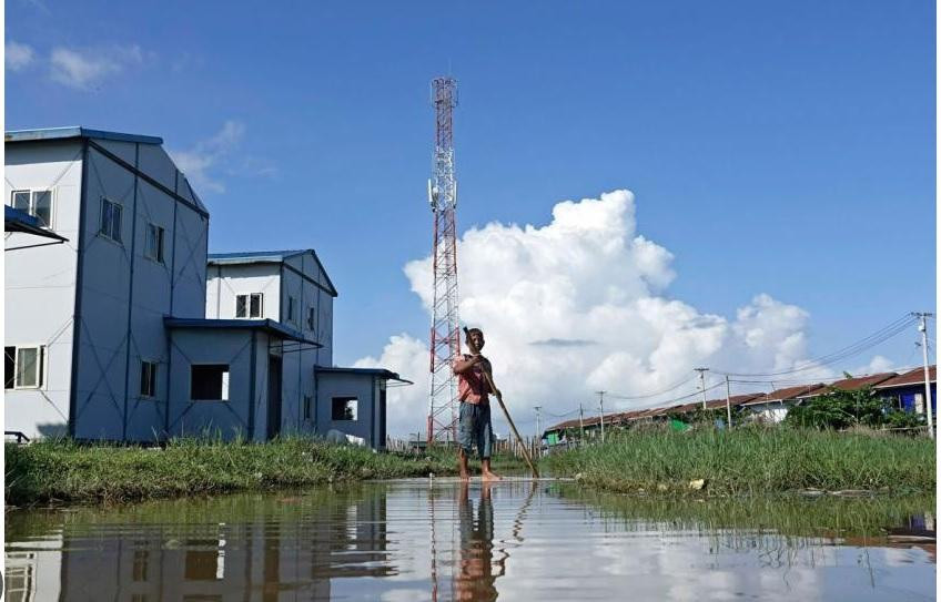Một tháp viễn thông được nhìn thấy ở Myanmar vào năm 2019 - CHỤP MÀN HÌNH MYANMAR TIMES Một tháp viễn thông được nhìn thấy ở Myanmar vào năm 2019 - CHỤP MÀN HÌNH MYANMAR TIMES