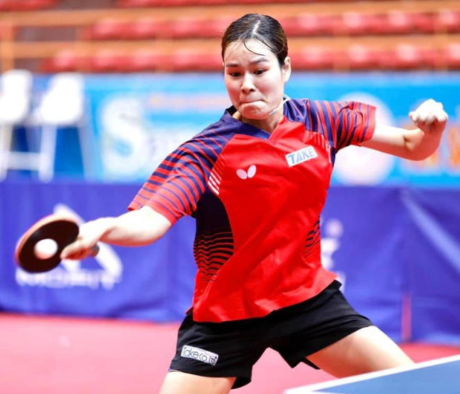 Nguyễn Thị Nga (Hà Nội) trong trận chung kết đơn nữ. Ảnh: Phương Huy